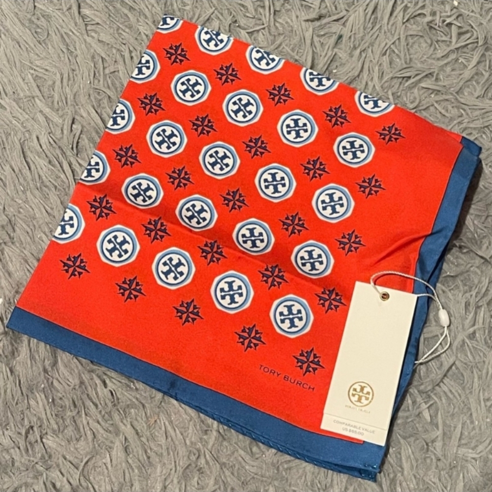 NWT Tory Burch- Compass Neckerchief (Nantucket Red)-0S
